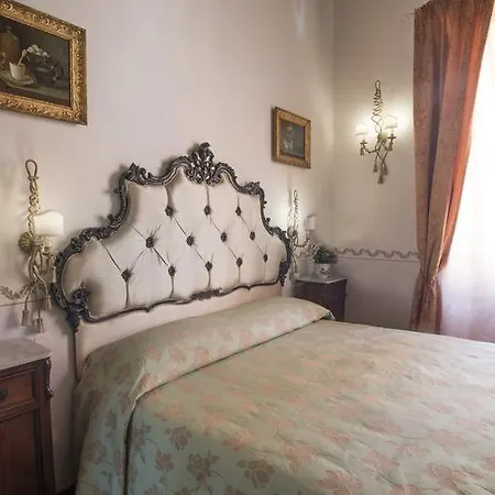Hotel Palazzo Pacini Colle di Val d'Elsa Exterior foto